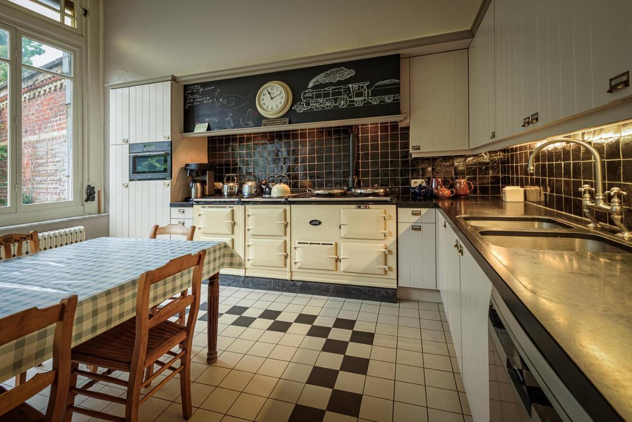 Talbot House Hotel Poperinge Exterior foto